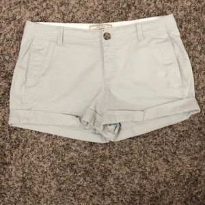 Old Navy Perfect 3 1/2 Inch Shorts- Size 4